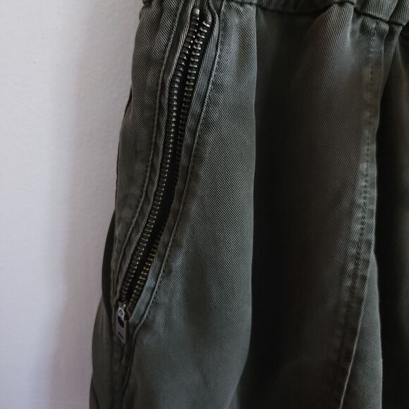 Aritzia Wilfred Free Green Romper Minimalist Jumpsuit Travel Lounge Casual - Picture 8 of 13